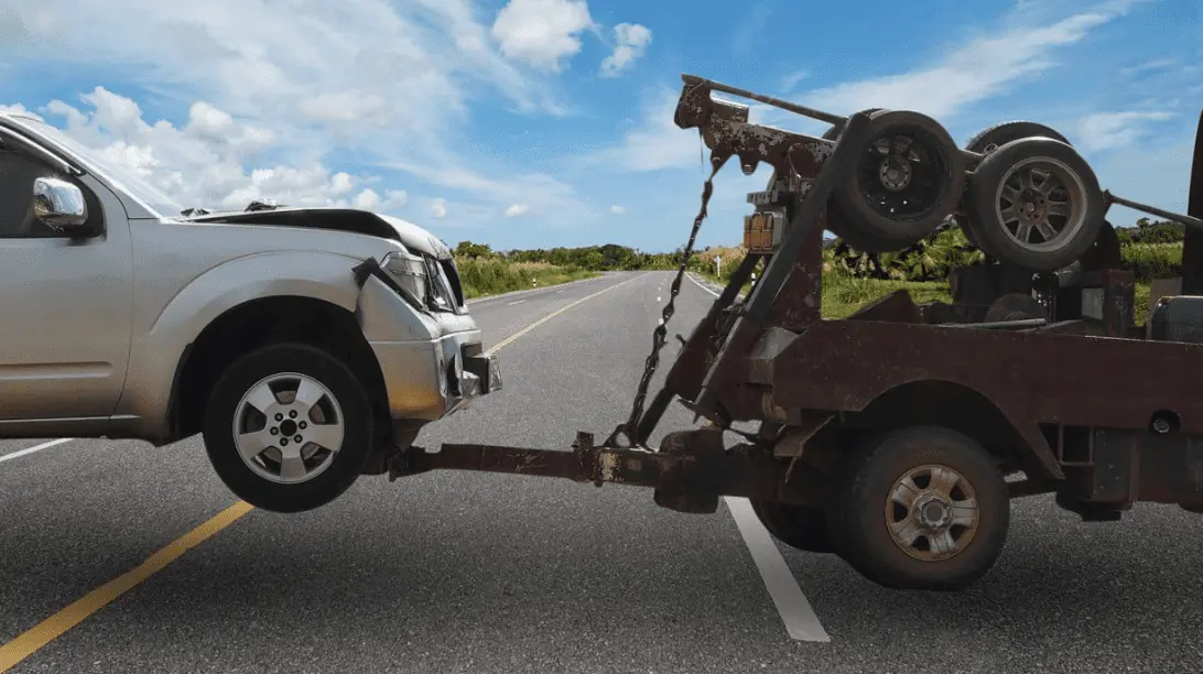 Free Car Removal in Melbourne – Towing Broken Vehicle on Road